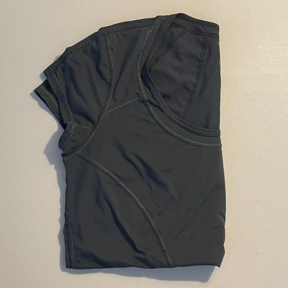 Zella - Picture 6 of 6